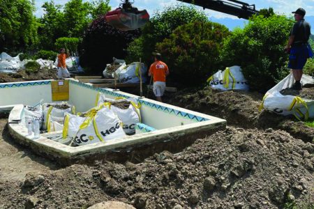 Pool Sanierung mit neuer Umrandung in Granit-1.1